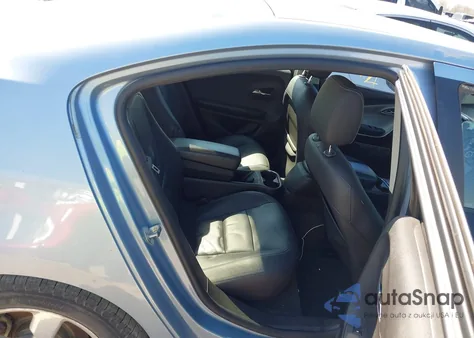 2013 Chevrolet Volt z USA, uszkodzony, nr VIN 1G1RH6E47DU126202